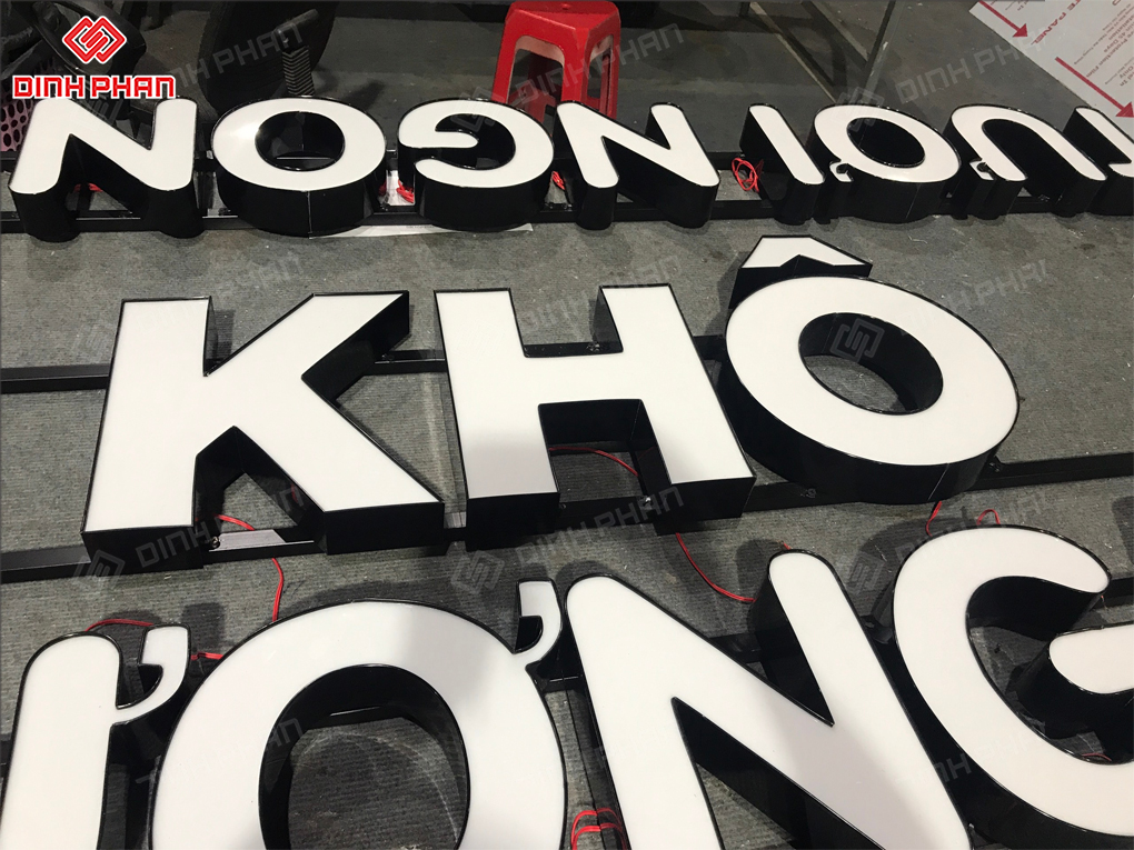 Gia công chữ nhôm Nha Trang bền đẹp, chất lượng cao Chữ nhôm