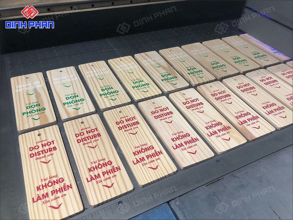 In UV phẳng Đắk Nông đa dạng, hiện đại với chất lượng cao Thẻ gỗ in UV