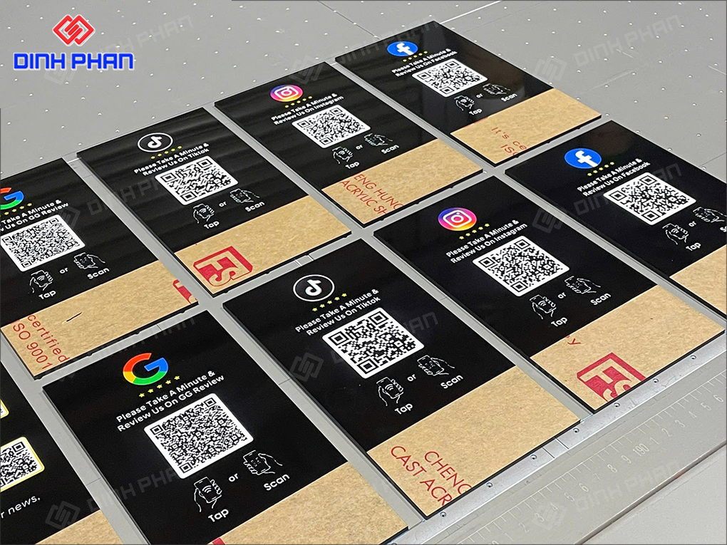 In UV phẳng Đắk Nông đa dạng, hiện đại với chất lượng cao QR để bàn