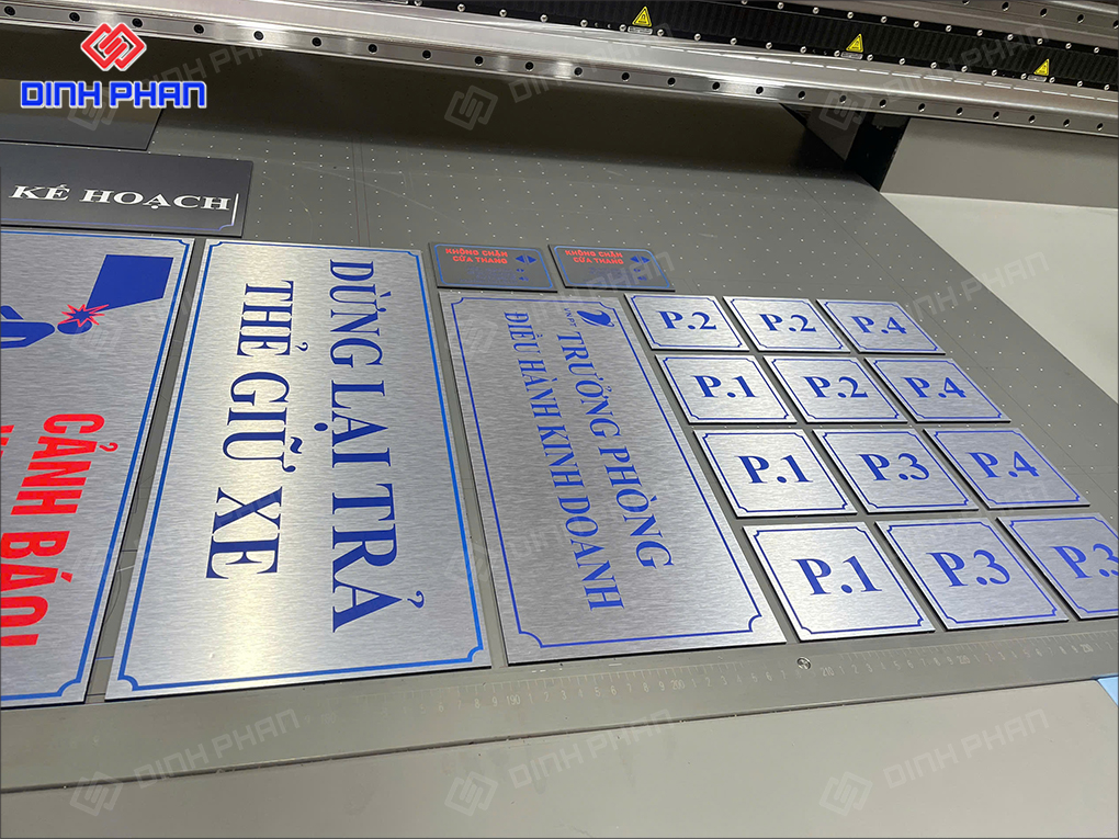 In UV alu Đắk Nông sắt nét, chất lượng cao In UV phẳng alu