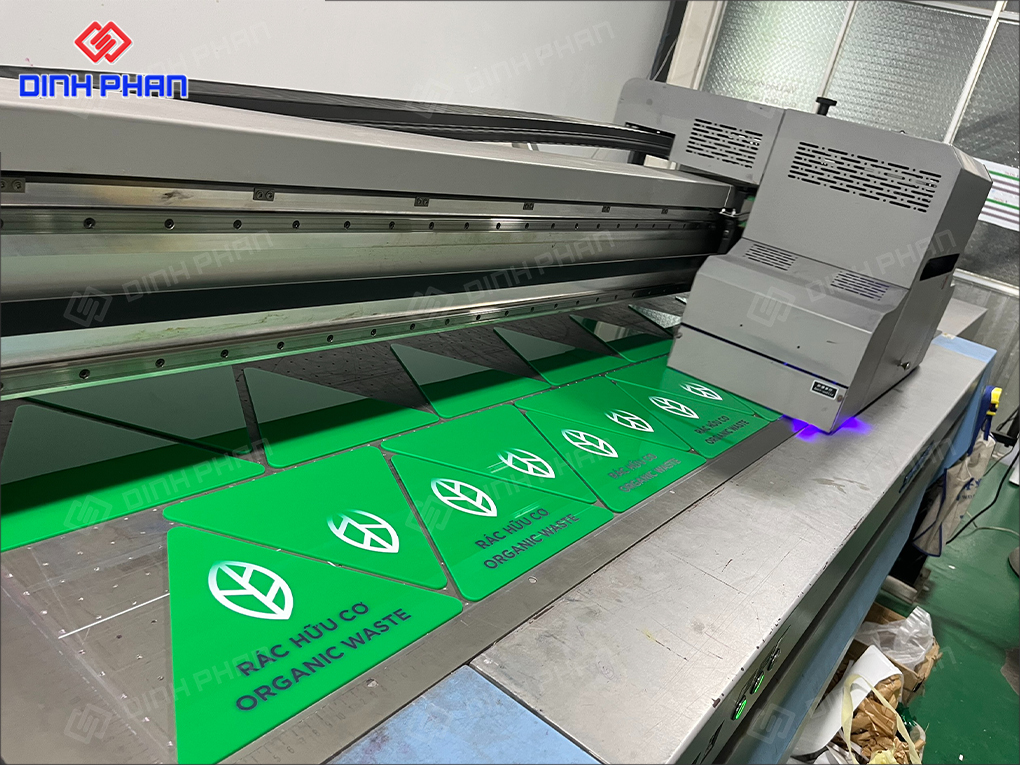 In UV phẳng Khánh Hòa sắc nét, hiện đại In UV phẳng hàng loạt