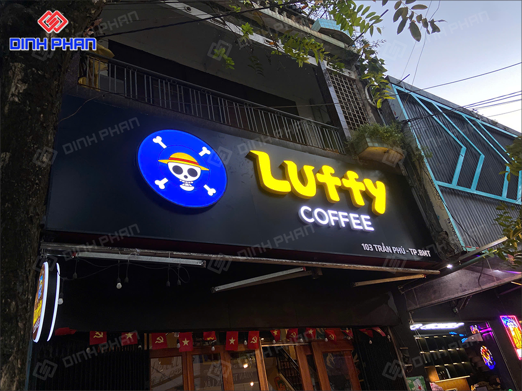 Bảng hiệu quán cà phê