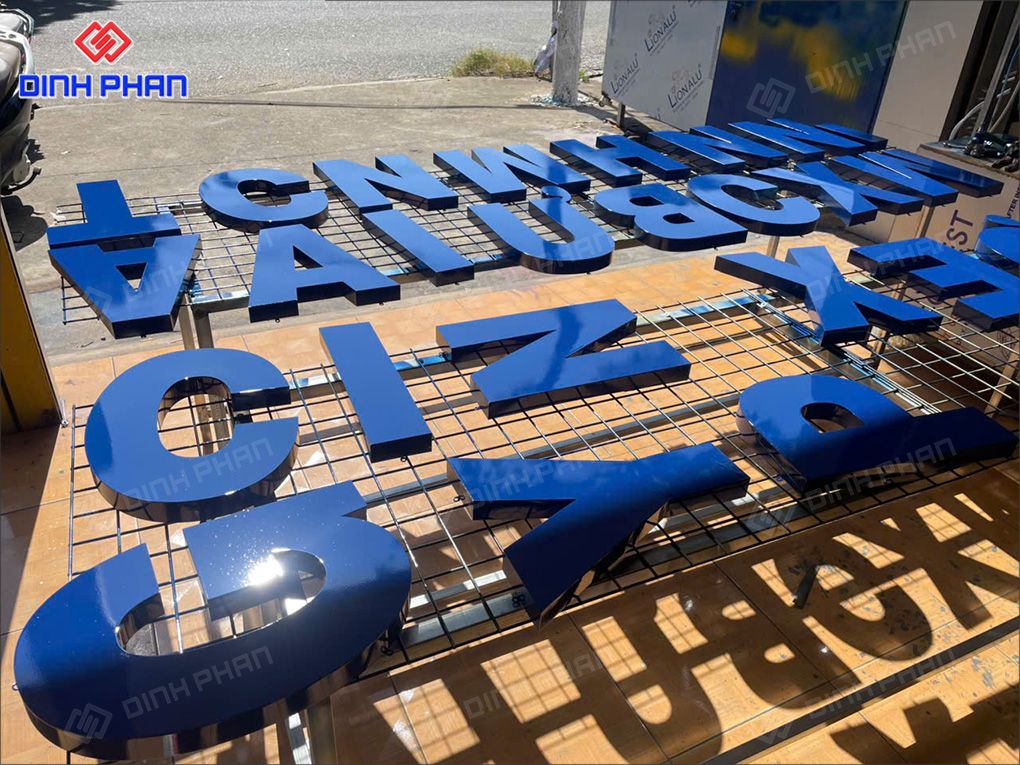 Làm chữ inox Nha Trang