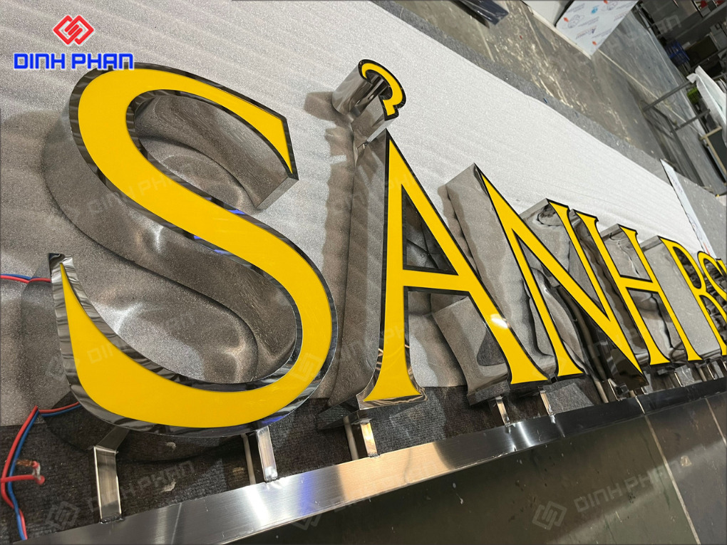 Làm chữ inox Lâm Đồng hiện đại, sang trọng Bộ chữ inox mặt mica