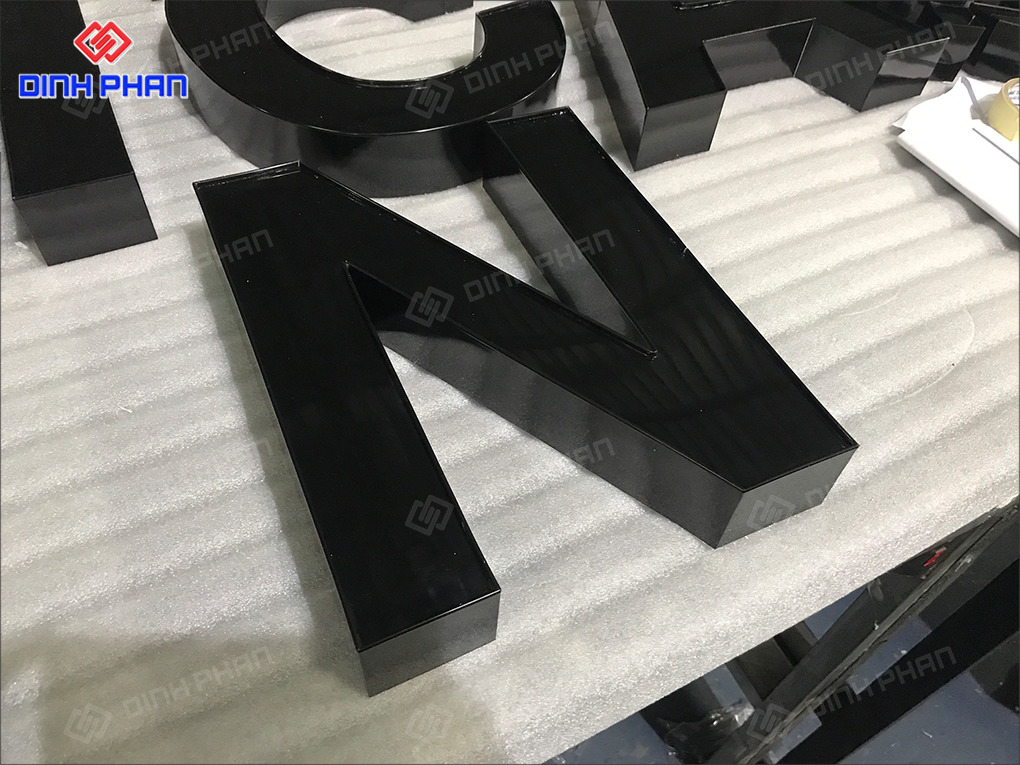 Chữ nhôm sơn tĩnh điện