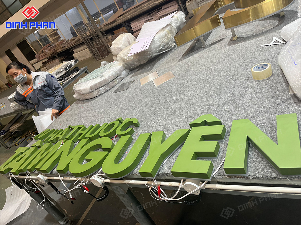 Bảng hiệu nhà thuốc 