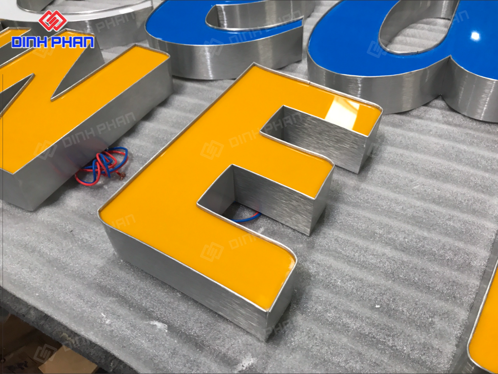 Gia công uốn chữ nhôm BMT