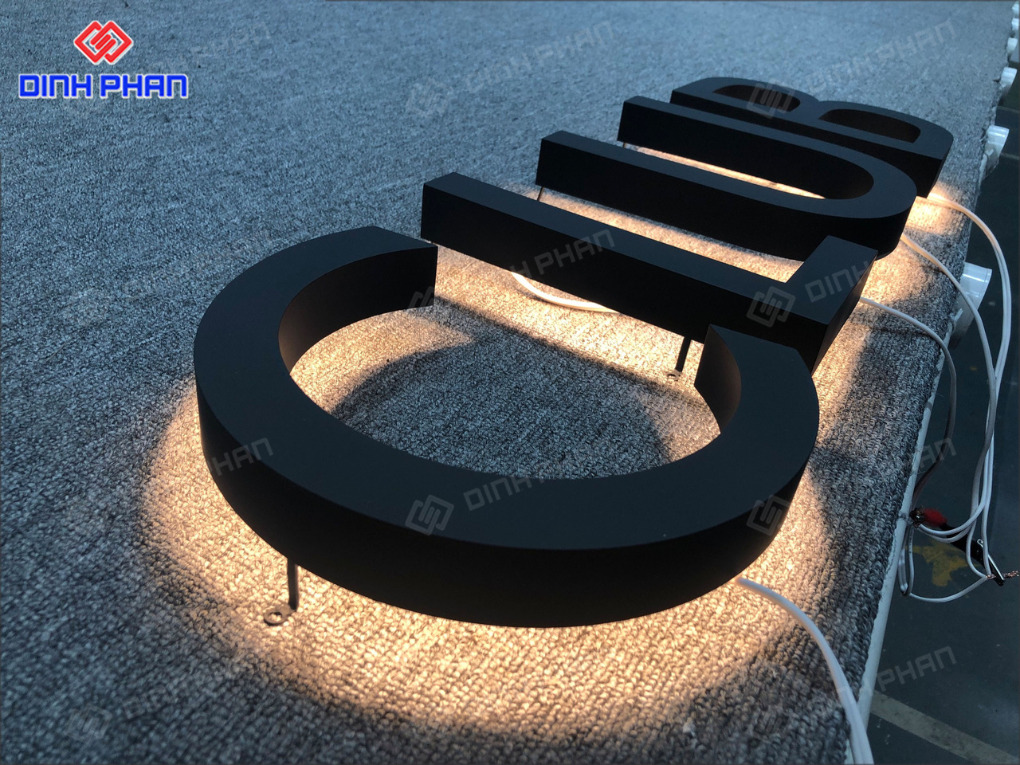 Bảng hiệu câu lạc bộ 