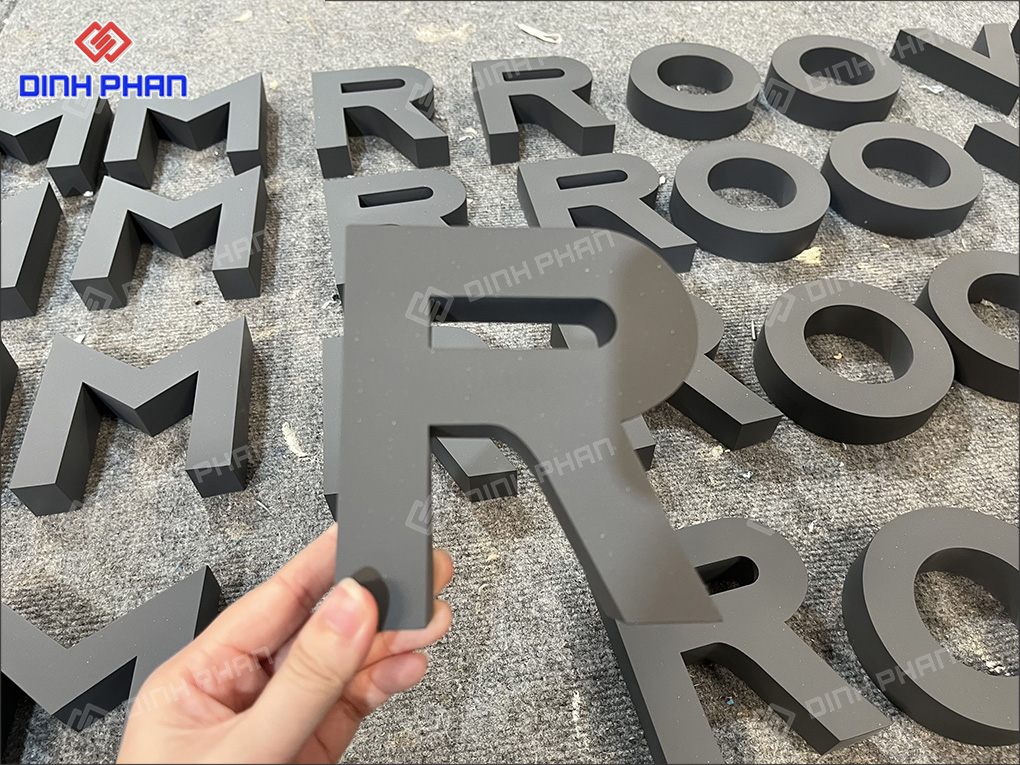 Chữ inox sơn tĩnh điện 