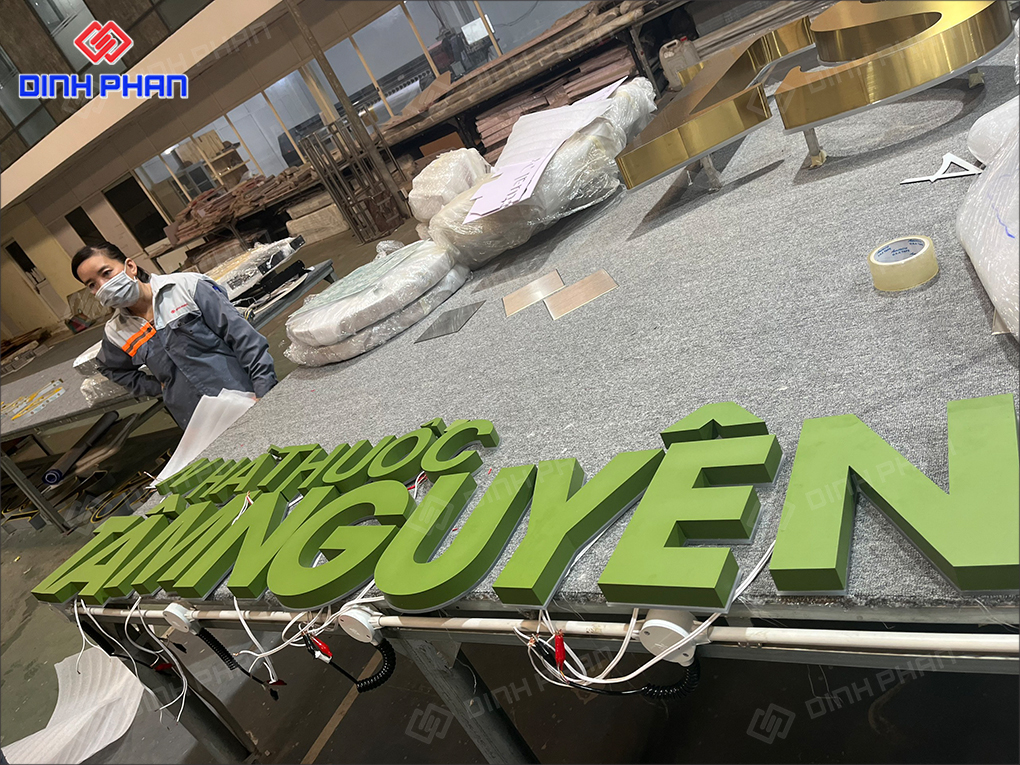 Bảng hiệu nhà thuốc 