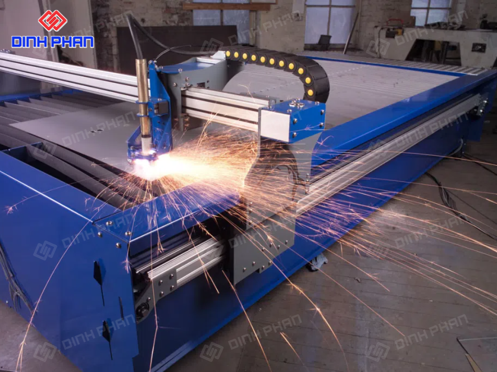 Dịch vụ cắt Fiber Đắk Lắk: cắt sắt, inox, thép tấm chính xác