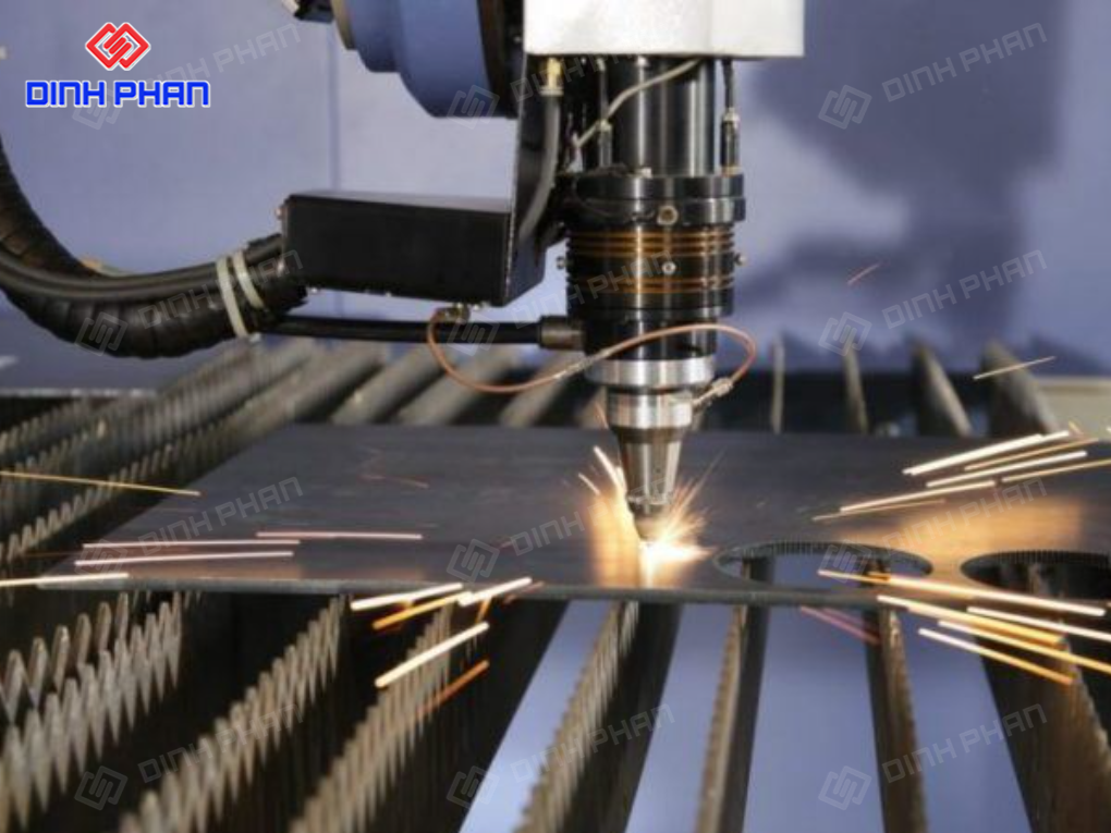 Dịch vụ cắt sắt tấm BMT: Tư vấn chọn độ dày, tối ưu vật tư