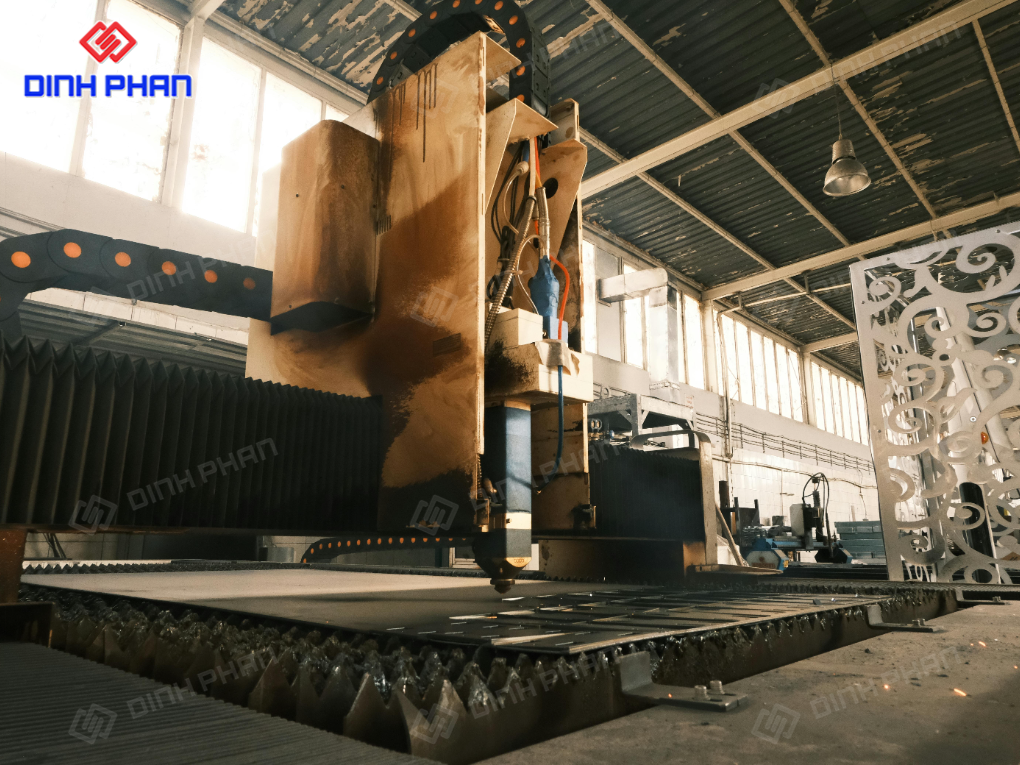 Dịch vụ cắt tôn tấm BMT & gia công kim loại