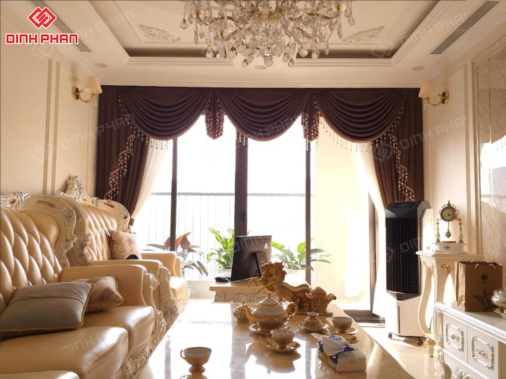 Rèm cửa phòng khách BMT: Giải pháp thẩm mỹ & chống nắng